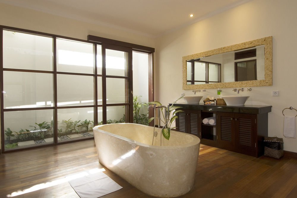 Ellora Villa Sanur  Luaran gambar